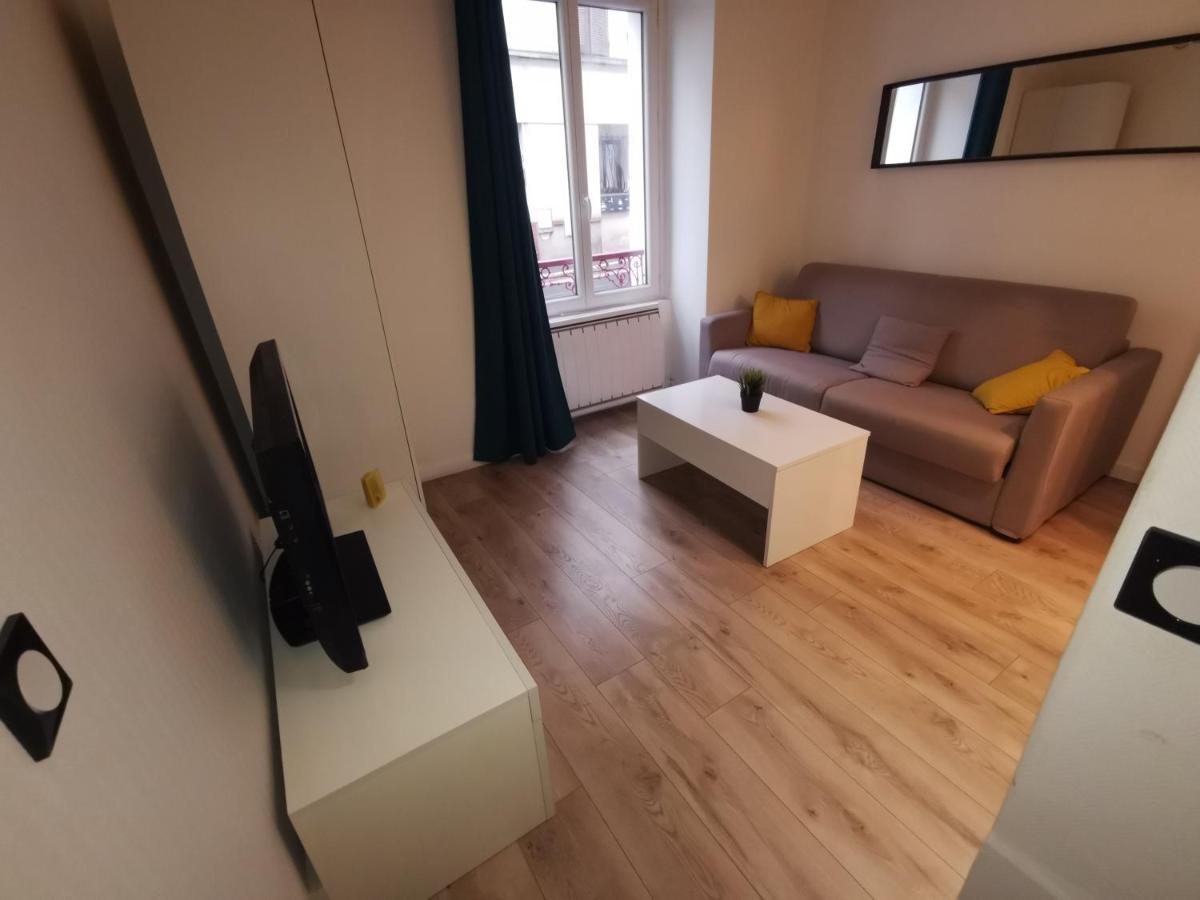 Appartement Au Coeur De La Ville De Taverny Luaran gambar